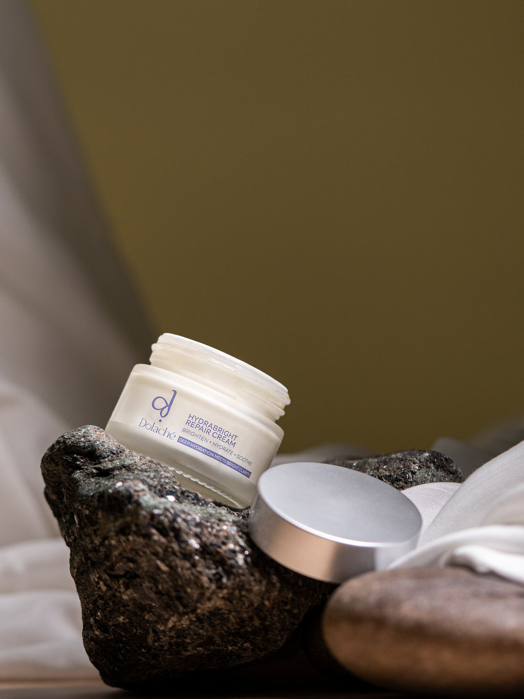 Dolaché Hydrabright Repair Cream – 50gm