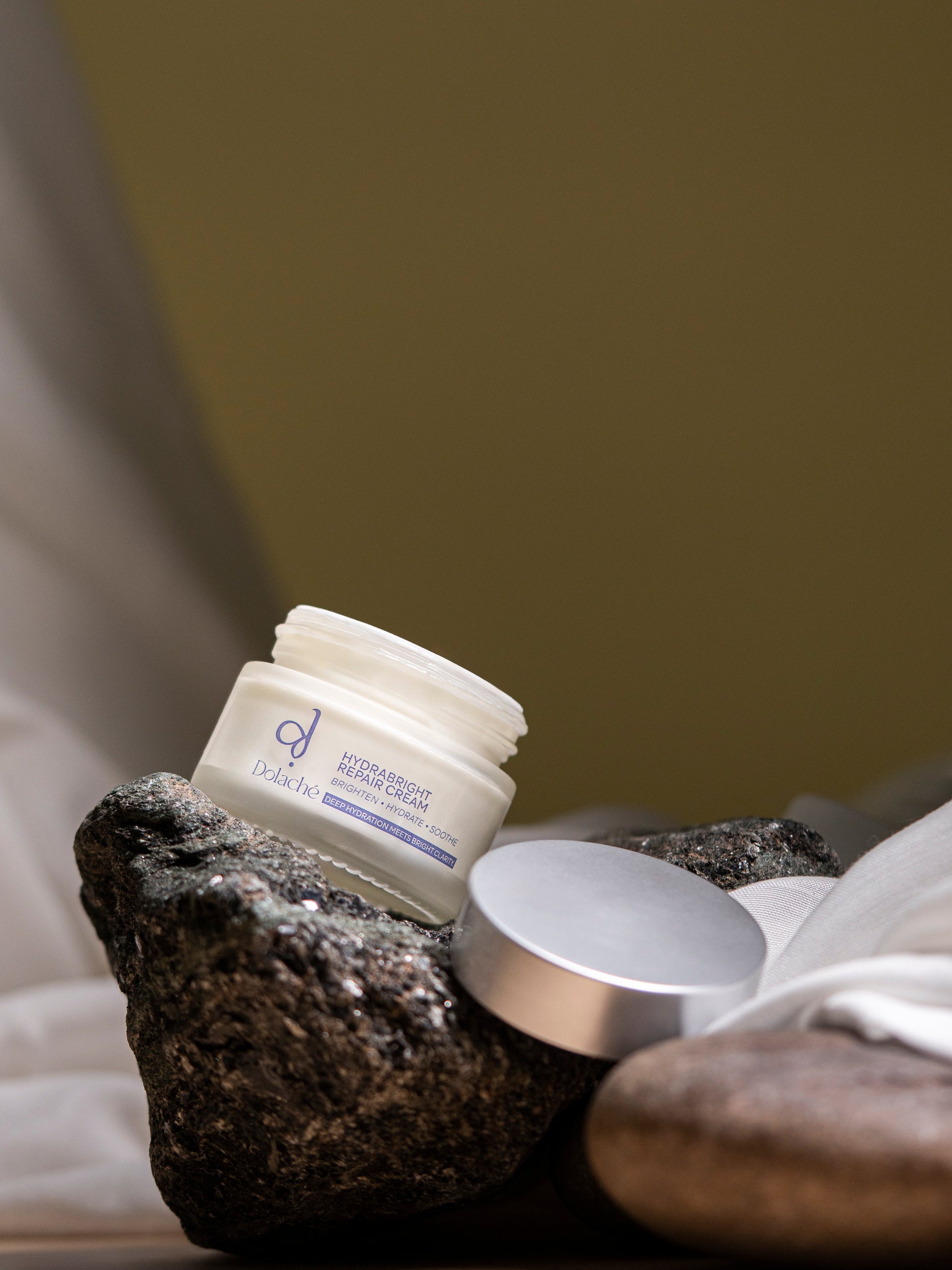 Dolaché Hydrabright Repair Cream – 50gm